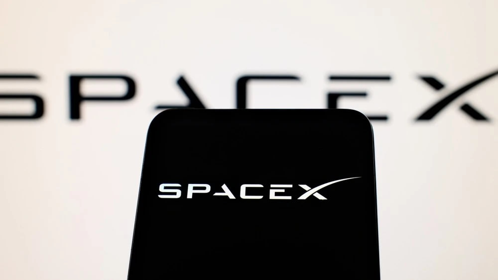 SpaceX sun’iy intellekt uchun o‘z gadjetini ishlab chiqqani aytilmoqda