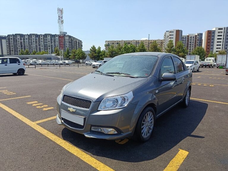 Nexia 3 за $3 тыс., Cobalt — за $6 тыс.: сколько стоят подержанные Chevrolet на Сергелях