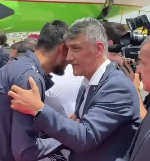 «Kecha tanqid qilib, bugun olqishlayapti» — Qodirov terma jamoa haqidagi gaplariga izoh berdi