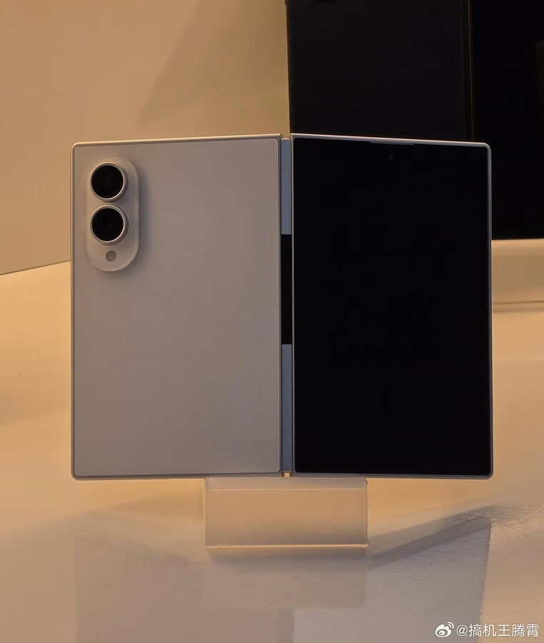 Samsung Galaxy Z Fold 8 Live Photo Leaks Ahead of Launch
