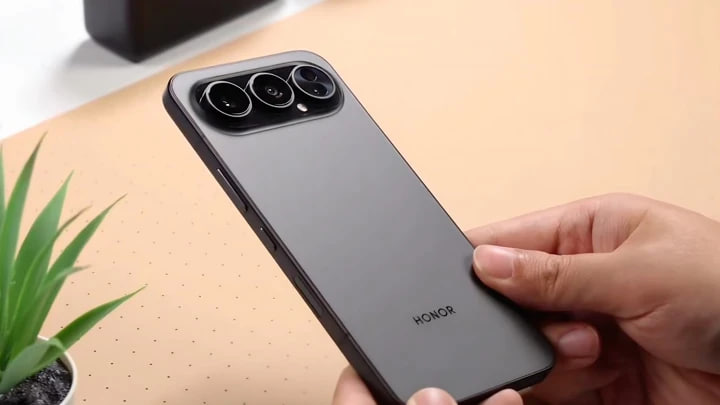Honor 600 Pro’ning sovg‘ali maxsus versiyasi taqdim etildi
