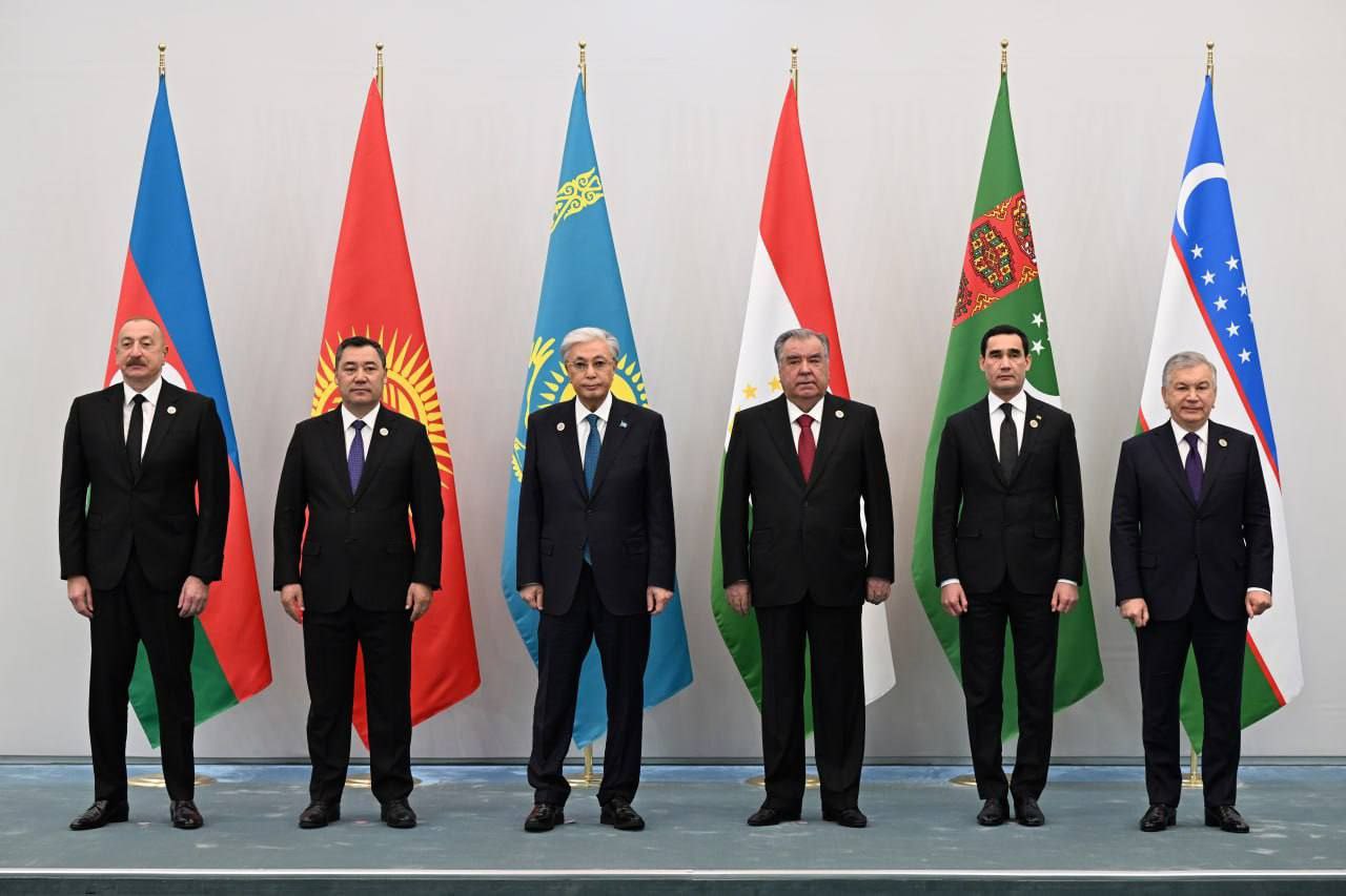 Markaziy Osiyo davlatlari yetakchilarni Mirziyoyevni qutladi