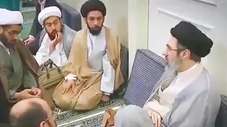 Xomanaiy uzoq vaqtdan keyin «katta sahnaga» qaytdi