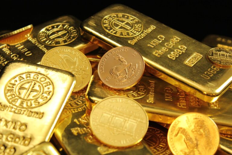 Золотовалютные резервы Узбекистана за месяц выросли до $64,3 млрд