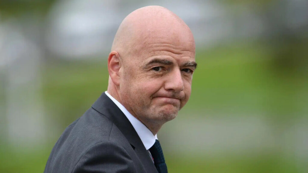 Janni Infantino maoshi yiliga 30 mln yevrogacha oshishi mumkin edi