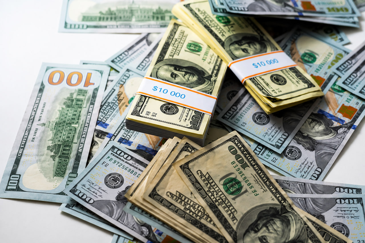 Dollar tushdi: 5-avgust uchun valyutalar kursi e’lon qilindi