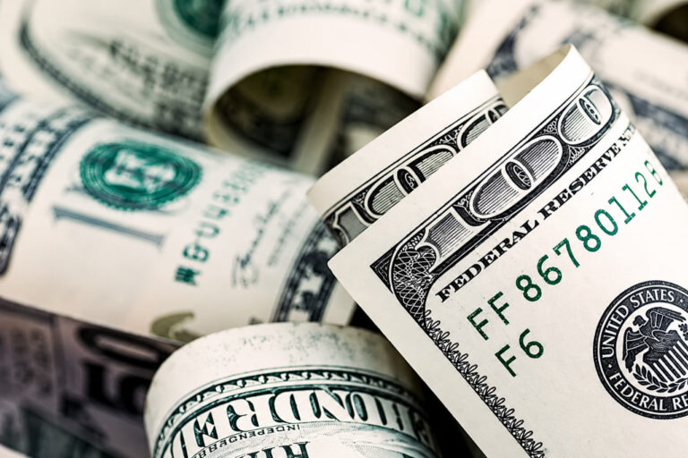Dollar yana pasaydi: 6-avgust uchun valyutalar kursi