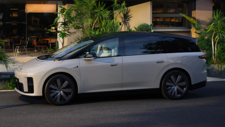 Li Auto i8 avtomobilining yangi versiyasi taqdim etildi