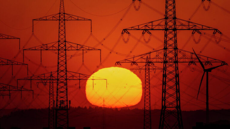 Energetika tizimida Yangiyo‘l tajribasi 13 tumanga tatbiq etiladi