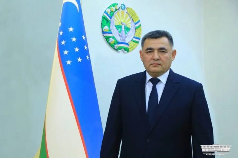 Namanganning $60 ming pora bilan qo‘lga tushgan sobiq hokimi 11 yilga qamaldi